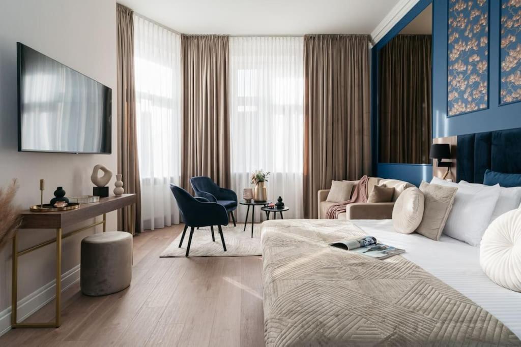 Apartment Deluxe Two-bedroom With Old Town View Krakow