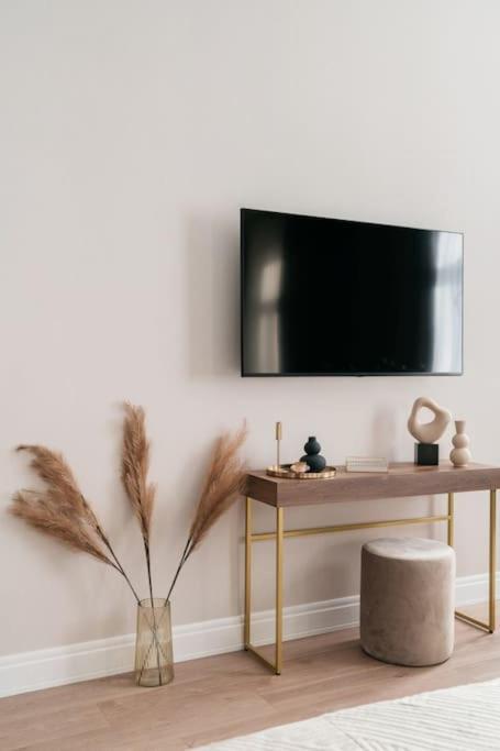 Apartment Deluxe Two-bedroom With Old Town View Krakow