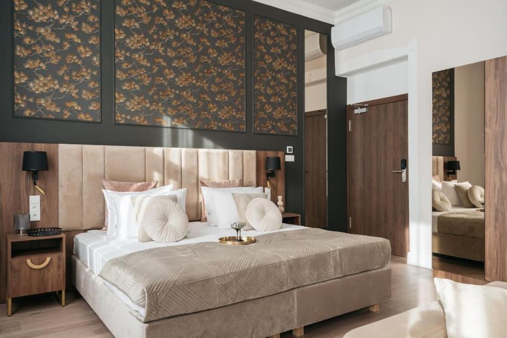 Apartment Deluxe Two-bedroom With Old Town View *