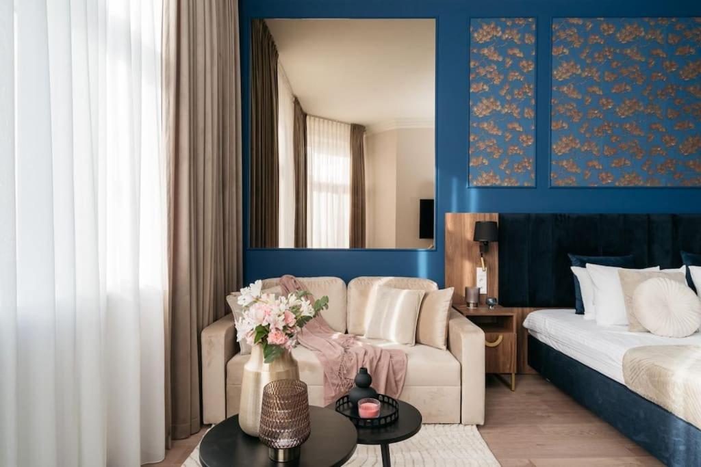 Deluxe Two-bedroom With Old Town View Apartment Krakau